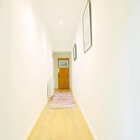 Unique & Homely With Own Access Holiday home