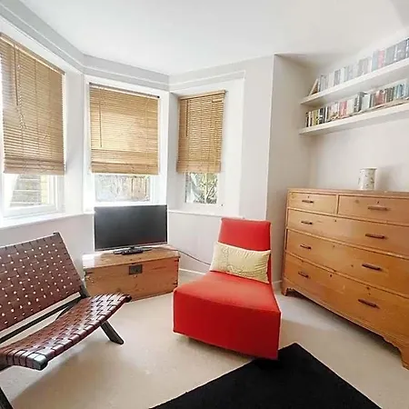 Unique & Homely With Own Access * Bristol