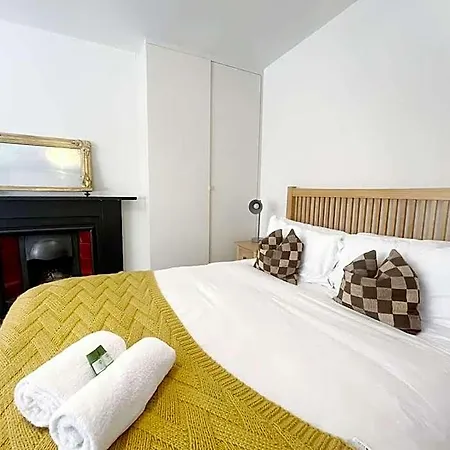 Unique & Homely With Own Access