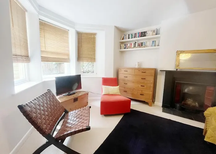 Unique & Homely With Own Access *